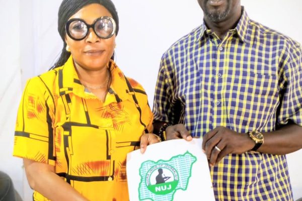 Oyo NUJ 2025 Election: Divine Mandate Team Takes Giant Step, Returns Nomination Forms To Electoral Committee. By Ladidi Al-Hassan